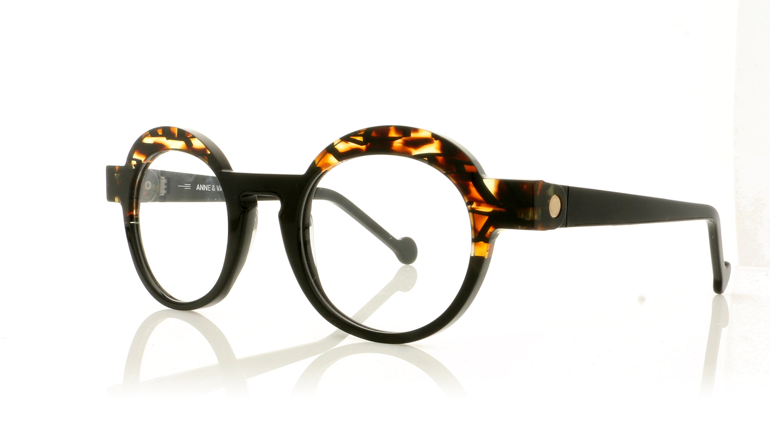 Anne & Valentin Poppy 8A29 Black Glasses - Angle