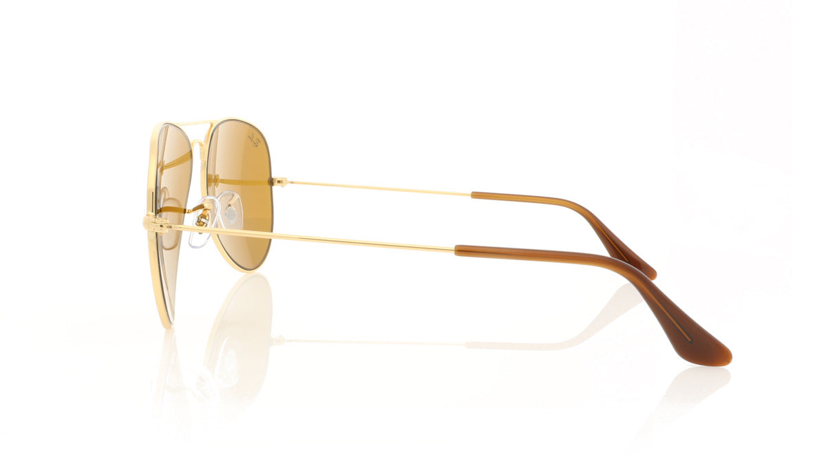 Ray-Ban Aviator Large Metal RB3025 001/33 Gold Sunglasses - Side