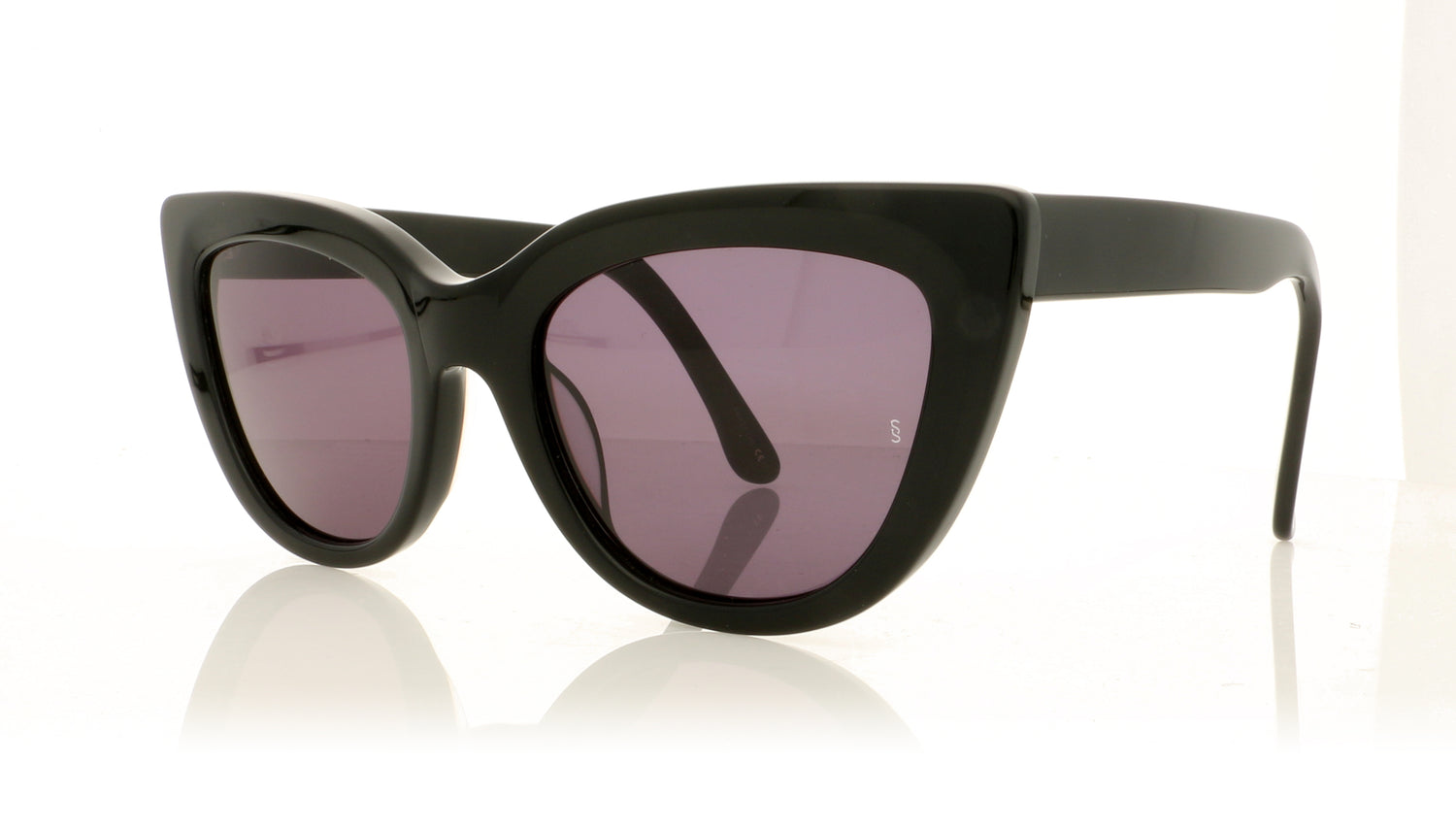 Sunday Somewhere Laura 35 BLK Black Sunglasses - Angle